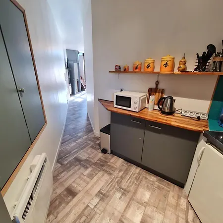 A 18min Du Zoo 30min Des 24h Du Mans Apartment *