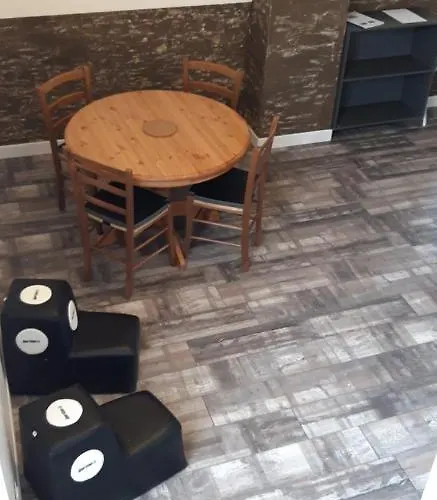 A 18min Du Zoo 30min Des 24h Du Mans Apartment *