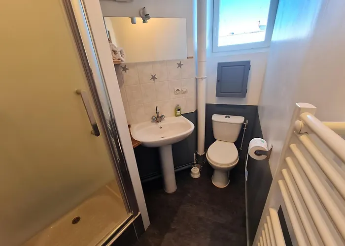 A 18min Du Zoo 30min Des 24h Du Mans Le Lude